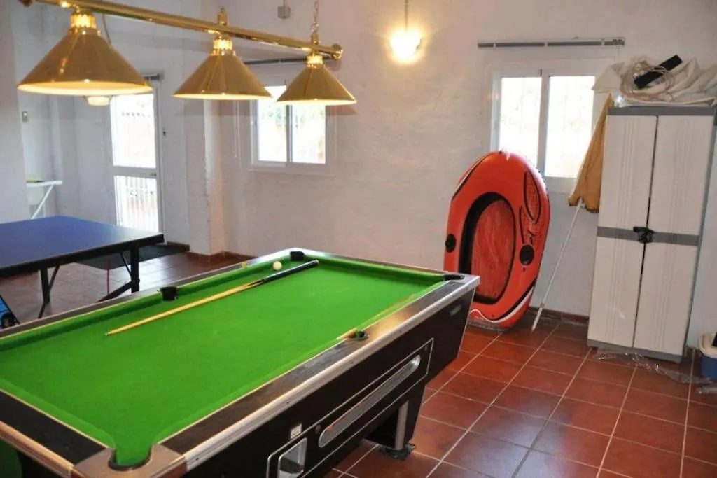 5 Bedroom Villa To Rent In La Sierrezuela, Mijas Malaga