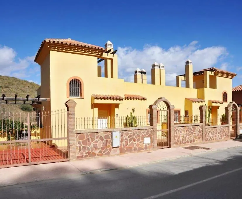 5 Bedroom Villa To Rent In La Sierrezuela, Mijas contacts